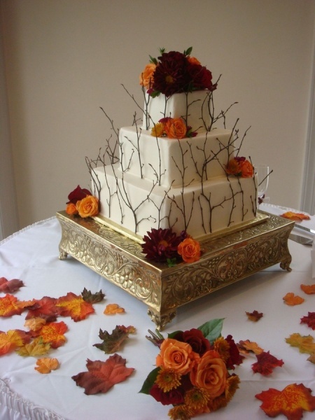 awesome-fall-wedding-cakes-32