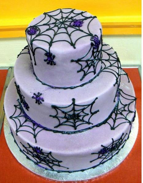 Purple+spider+web+halloween+cake+photo