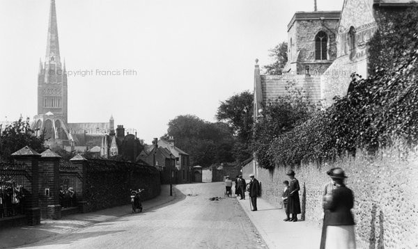 norwich-bishopgate-and-st-helen-s-church-1921_70881.jpg