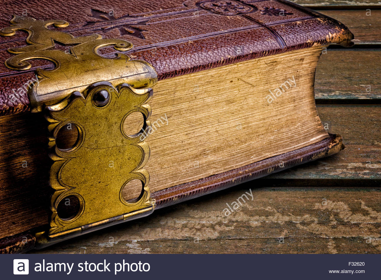 antique-book-with-metal-clasp-F32620.jpg